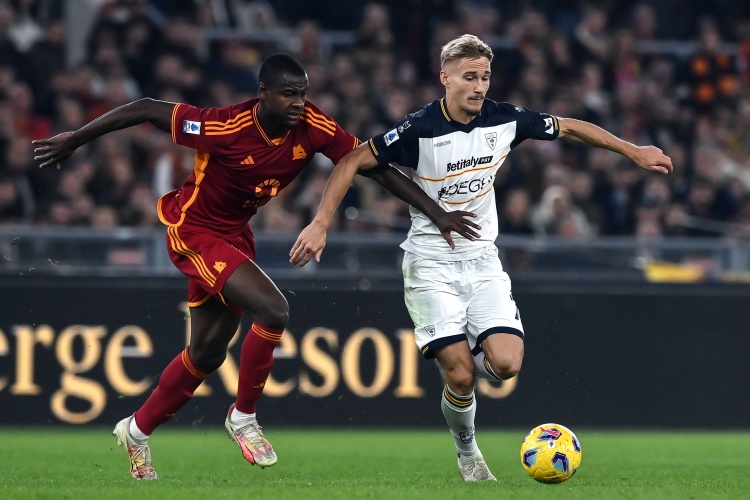 B体育官网-每体：巴萨关注26岁科特迪瓦后卫恩迪卡，罗马标价4500万欧